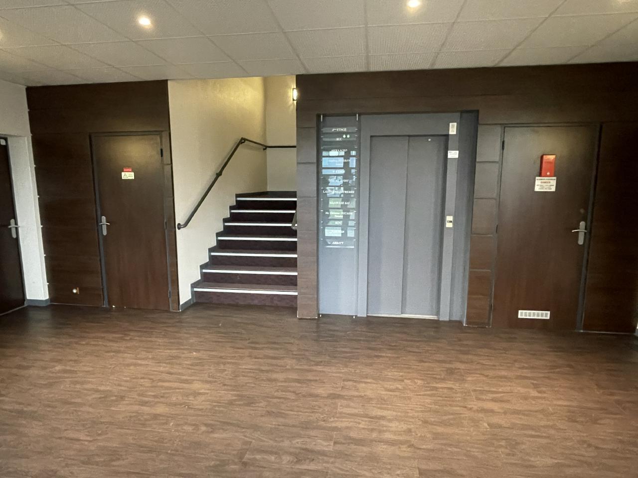Bureau Saint-Grégoire 170m² Location bureau Saint-Grégoire Ille-et-Vilaine OLBUR2308088 1